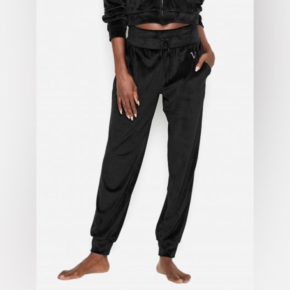 Victoria’s Secret High Waist Velour Joggers - Black